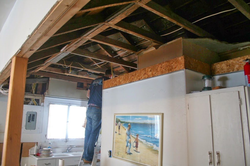 Installing the tongue and groove cottage ceiling 