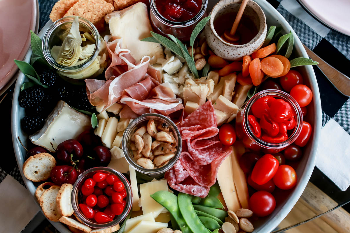 How to create the perfect party cheese board 